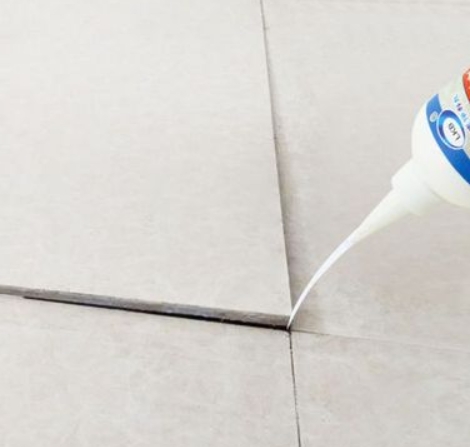新沂瓷砖空鼓维修公司分享卫生间瓷砖脱落的原因可能有以下几点
